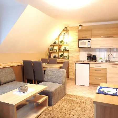 Apartman Siesta Buek - Buekfuerdo Exterior photo