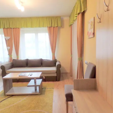 Apartman Siesta Buek - Buekfuerdo Exterior photo