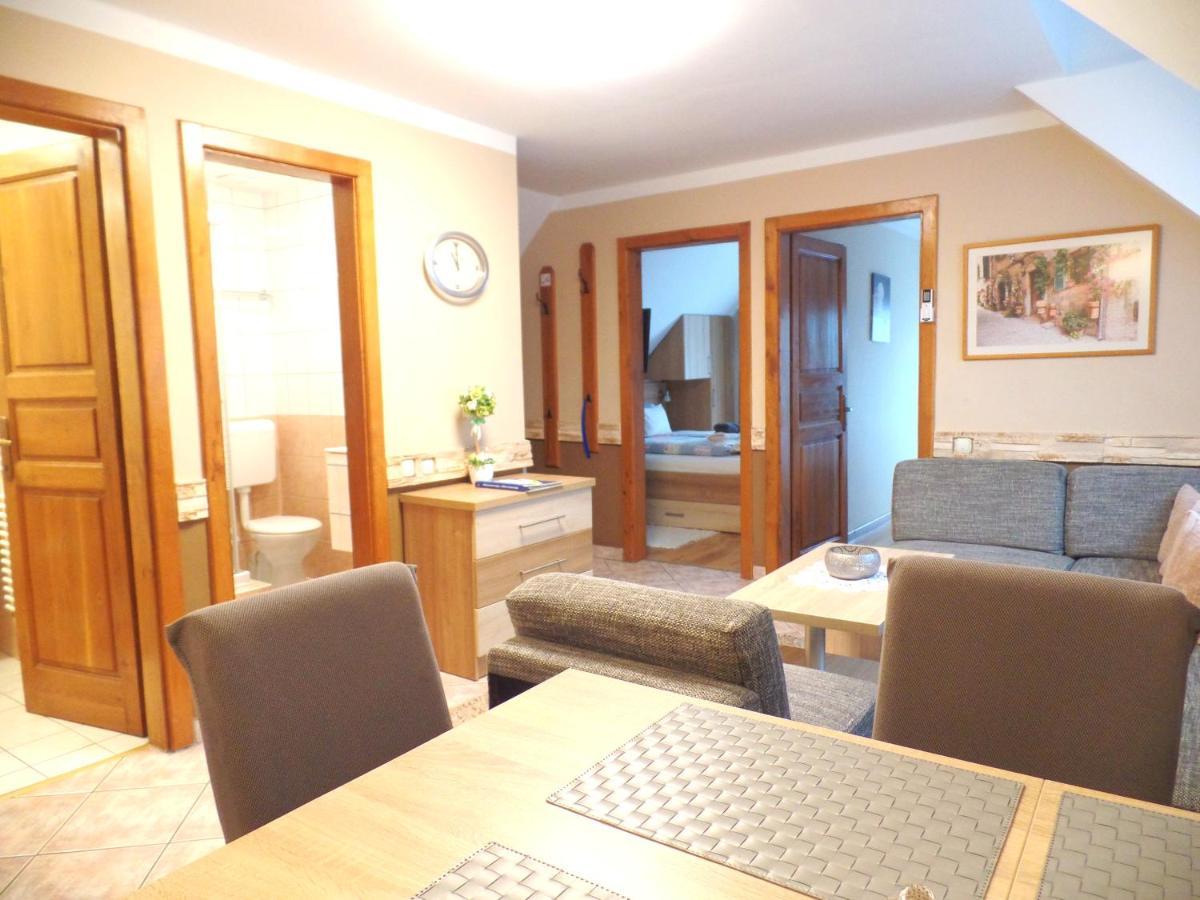 Siesta - Buekfuerdo Apartment Buk