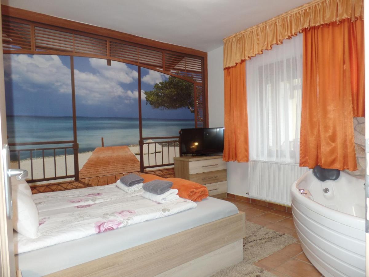 Siesta - Buekfuerdo Apartment
