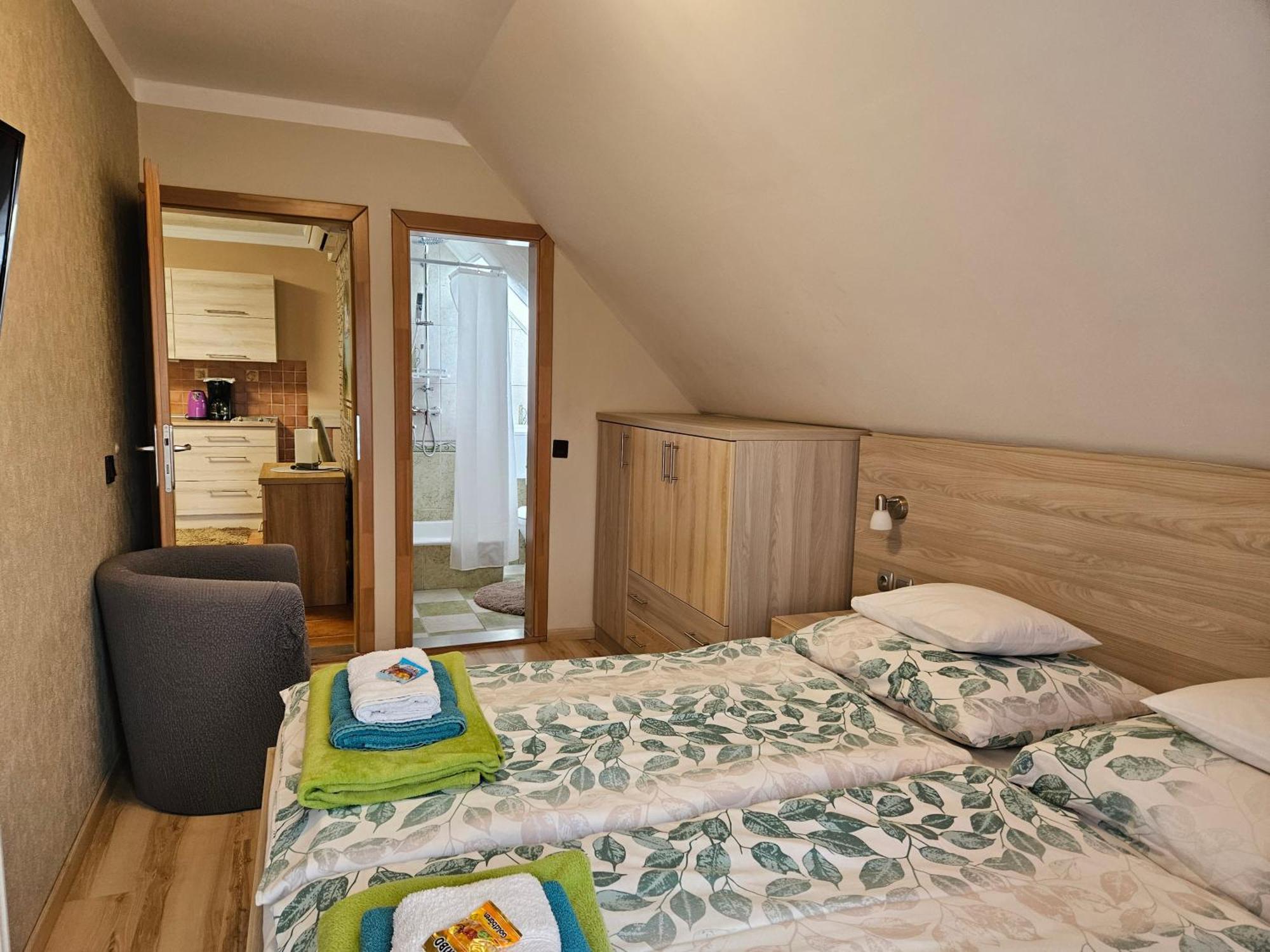 Apartment Siesta - Buekfuerdo *