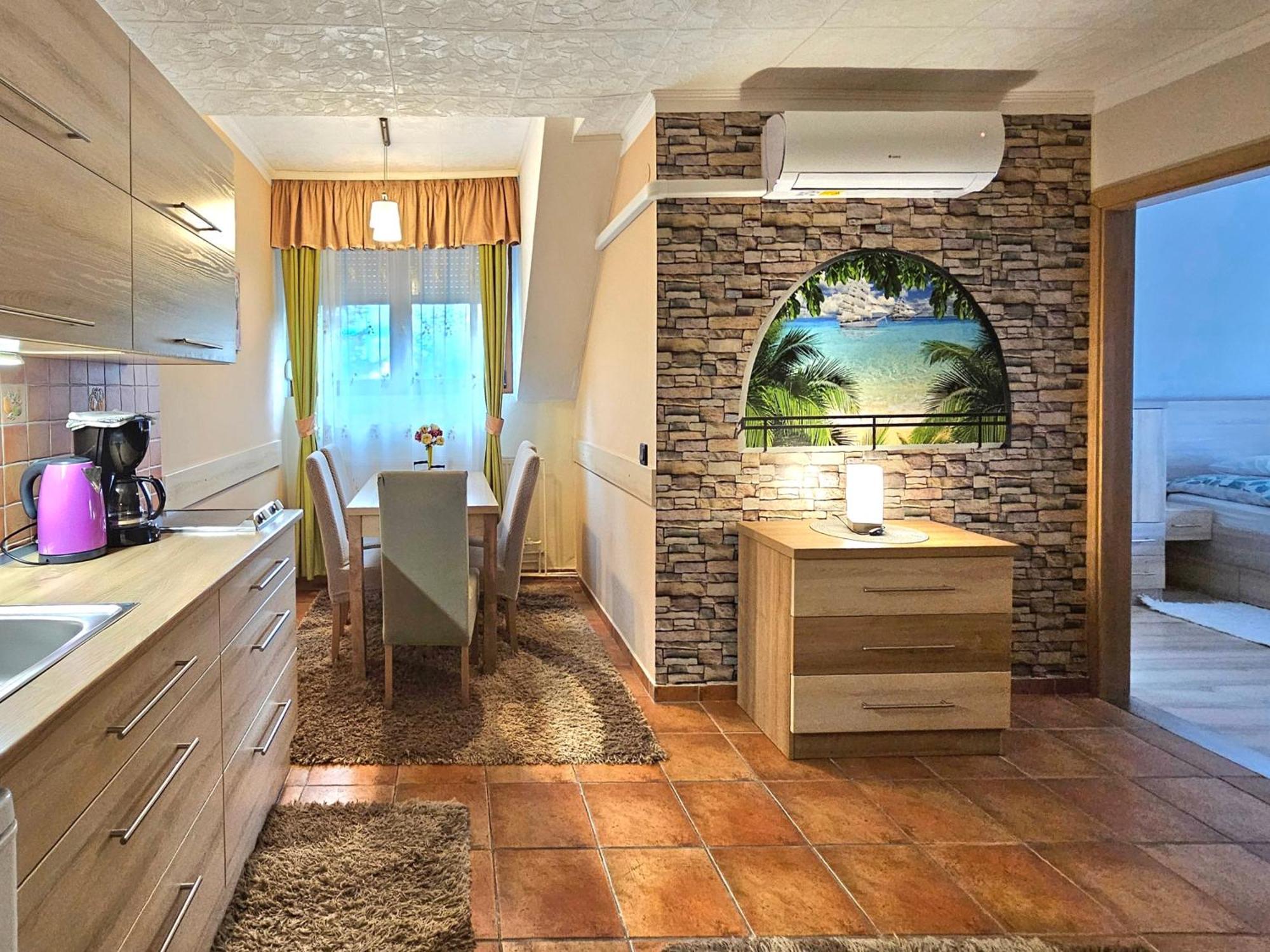 Apartment Siesta - Buekfuerdo