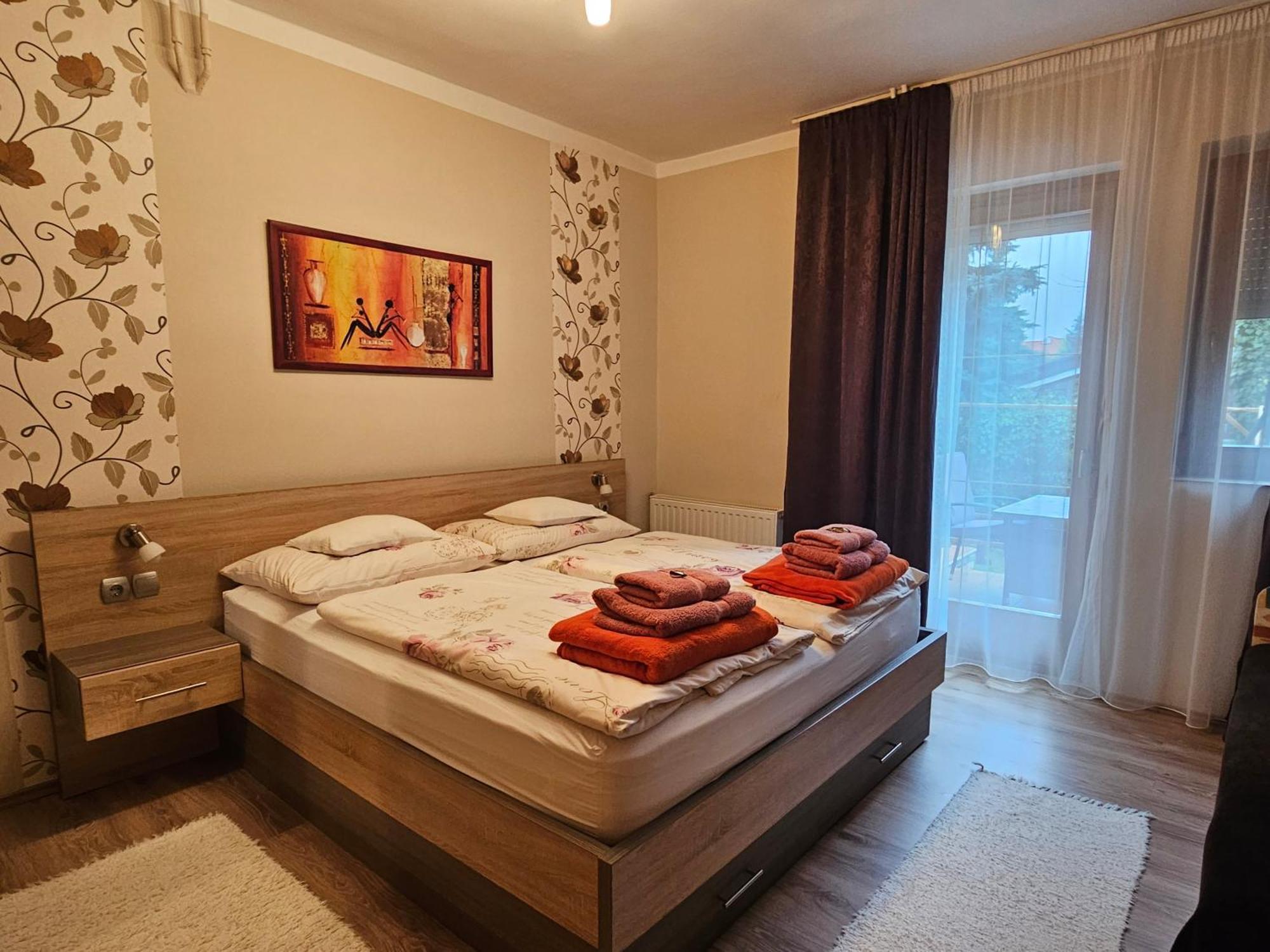 Siesta - Buekfuerdo Apartment Buk